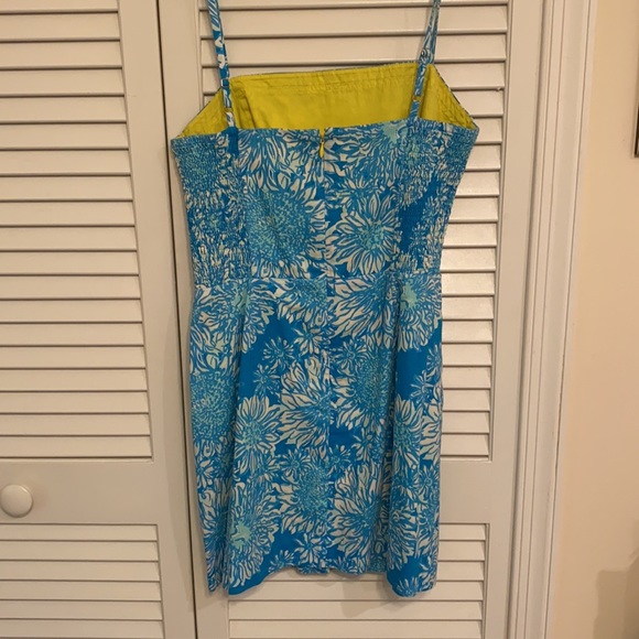 8 Lilly Pulitzer blue lion pattern skort dress - Picture 2 of 4